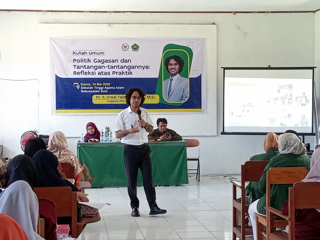 Anggota DPD-RI/MPR-RI Beri Kuliah Umum di STAI Babussalam Sula Maluku Utara