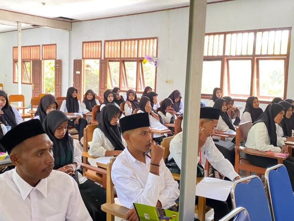 STAI Babussalam Sula Gelar PKKMB Tahun 2026, Ketua STAI Dorong Mahasiswa Aktif Membaca, Menulis, dan Berdiskusi